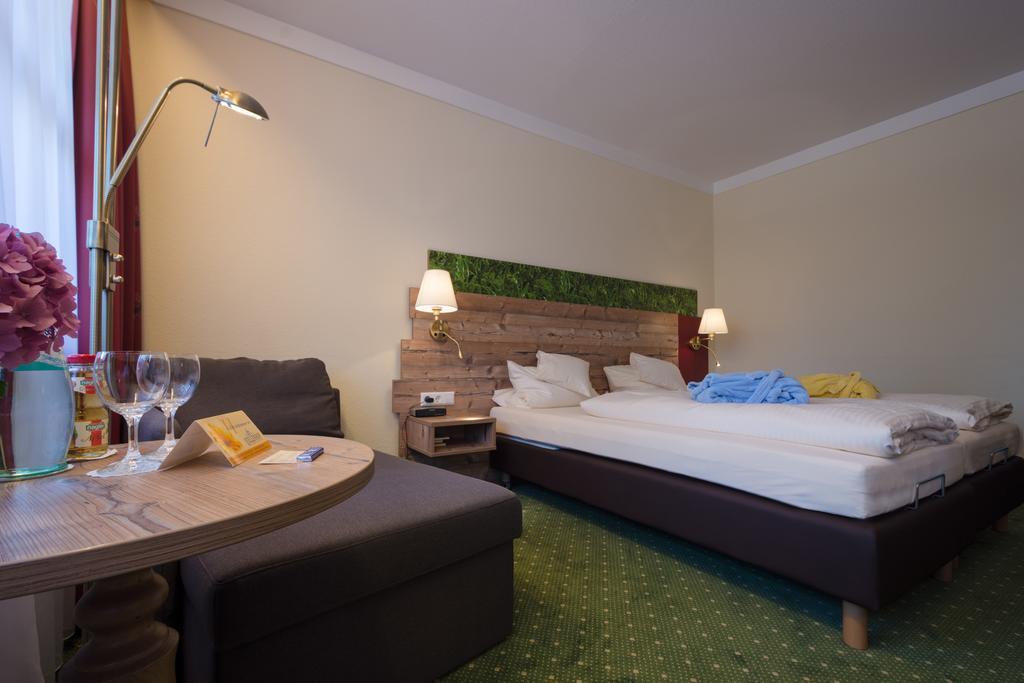 Hotel Quellenhof Bad Birnbach Buitenkant foto