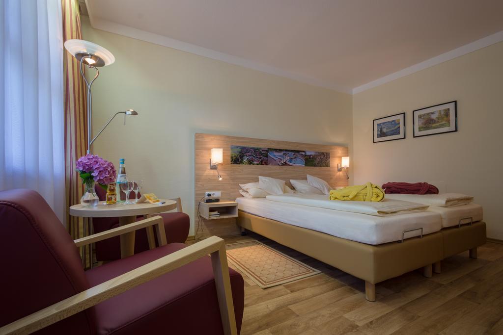 Hotel Quellenhof Bad Birnbach Buitenkant foto