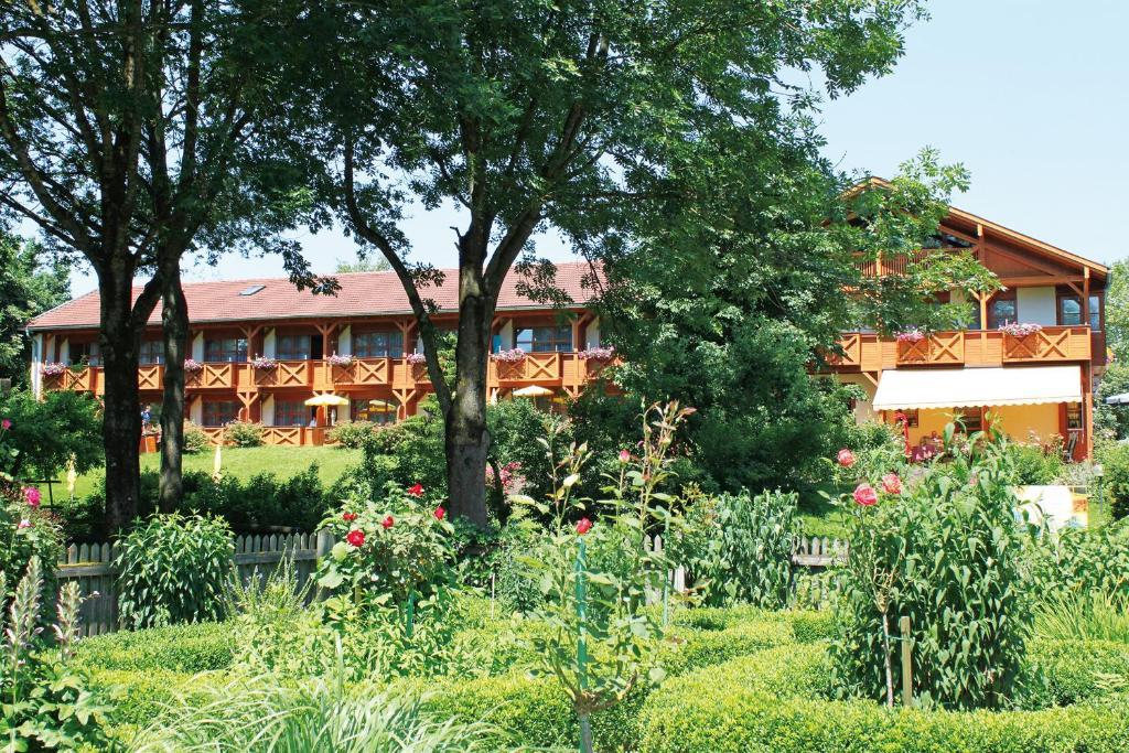 Hotel Quellenhof Bad Birnbach Buitenkant foto